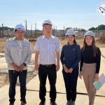 นายเอกกมล แพทยานันท์ บริเวณไซต์ก่อสร้าง